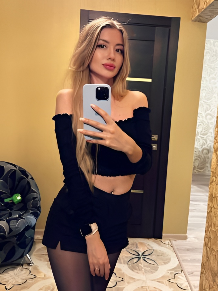 Гелена привлекальеная девушка из Боровичей цена от 3000 руб