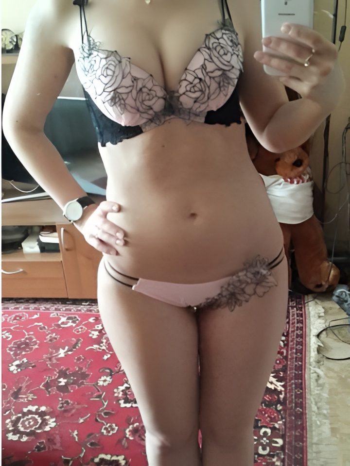 Софи привлекальеная девушка из Боровичей цена от 2500 руб