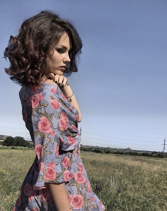 Надя привлекальеная девушка из Боровичей цена от 4000 руб