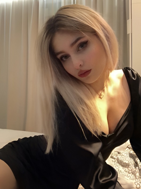 Нелли привлекательная девушка из Боровичей цена от 2000 руб