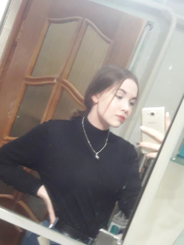 Лиза привлекательная девушка из Боровичей цена от 3000 руб