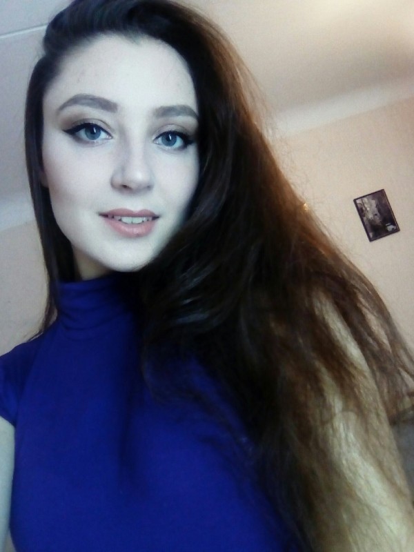 Ева привлекательная девушка из Боровичей цена от 4000 руб