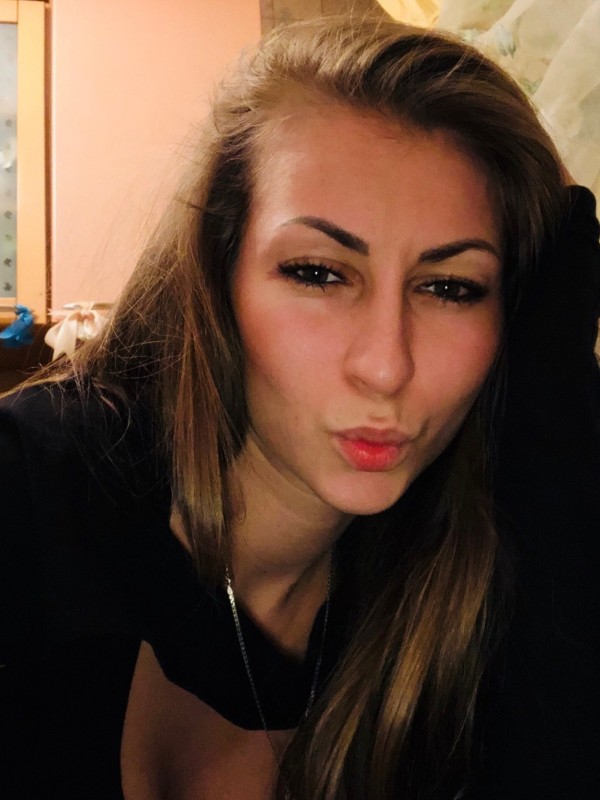 Светик привлекательная девушка из Боровичей цена от 3000 руб