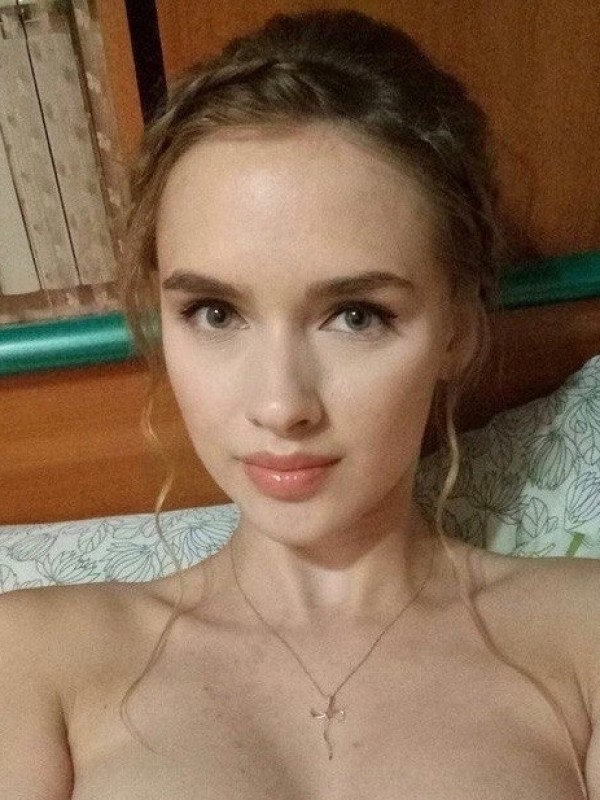 Маргоша привлекательная девушка из Боровичей цена от 3000 руб