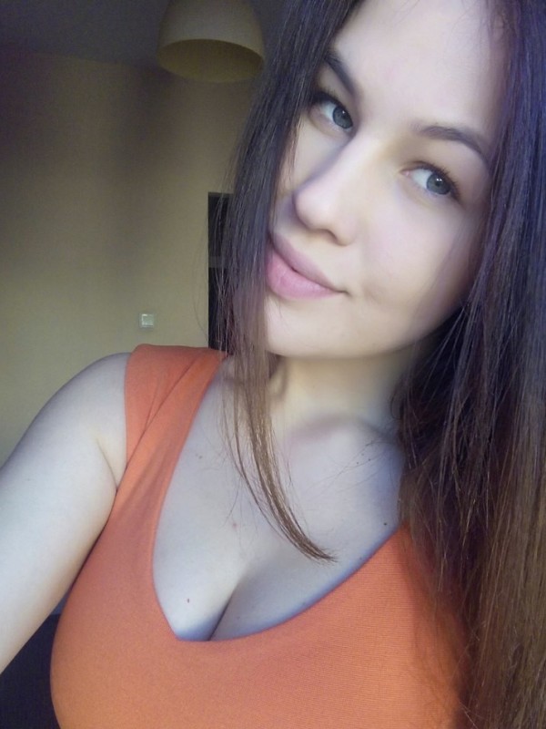 Рита привлекательная девушка из Боровичей цена от 3500 руб